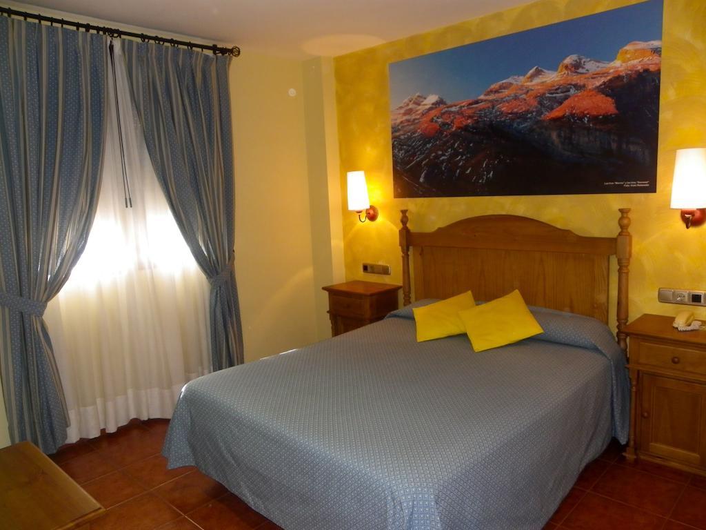 Hotel Arnal 3*